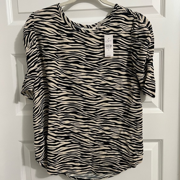 LOFT Tops - NWT LOFT Women's Zebra Print Top - Black and White